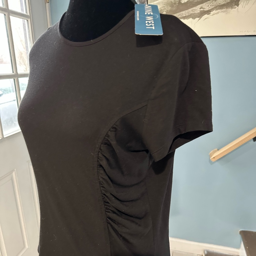 Black rooshed shirt